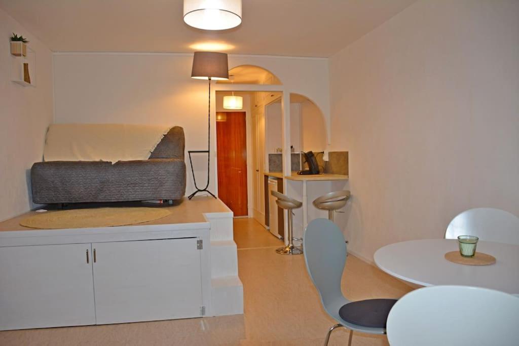 Appartement Avec Vue Montrichard Luaran gambar